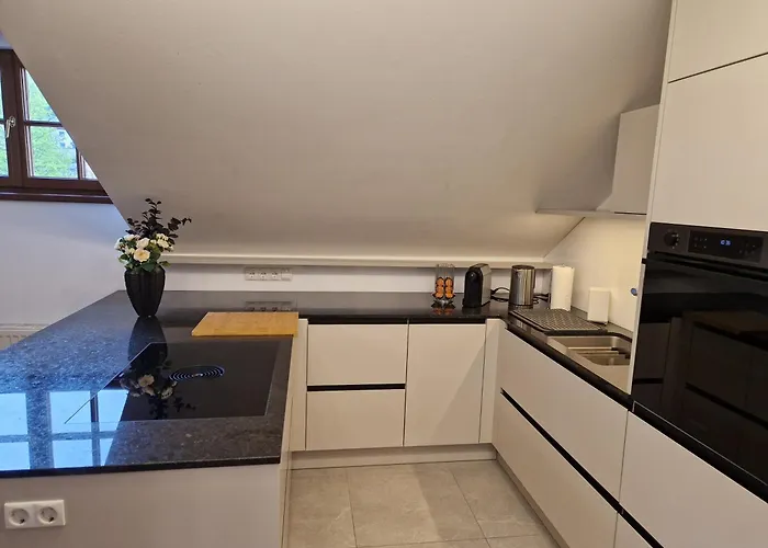 Im Schlosshof Appartement *